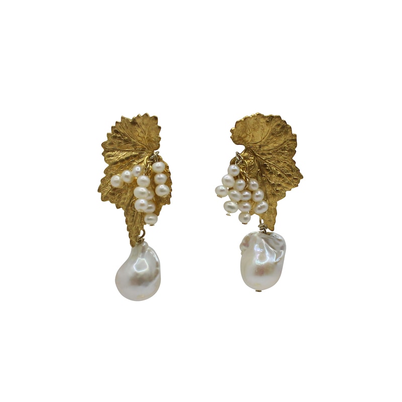 CARMEN pearl small earring（カルメンパール）