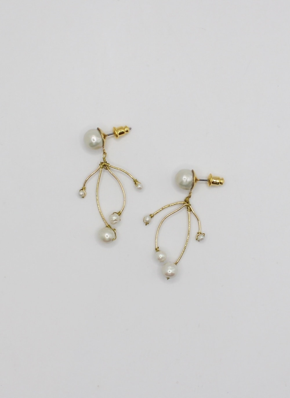 NOEL<br/>ノエル <br/>イヤリング・ピアス