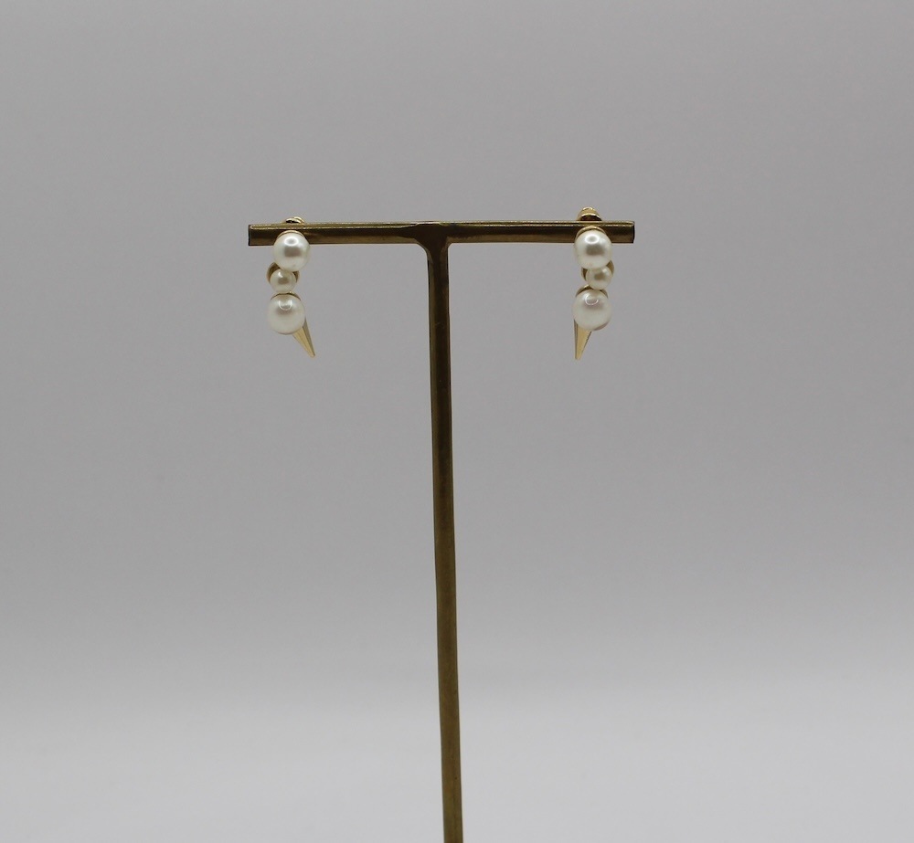 CONNOR stud Gold <br/>コナースタッズ　<br/>ピアス