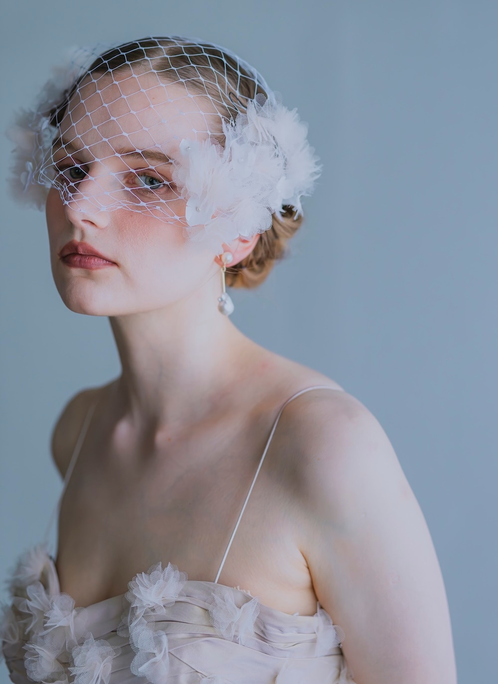 Elizabeth bower 　オルガブランカ　ウェディング　ベッドドレス おしゃれ花嫁様ウエディングアクセサリー＆ドレスレンタル