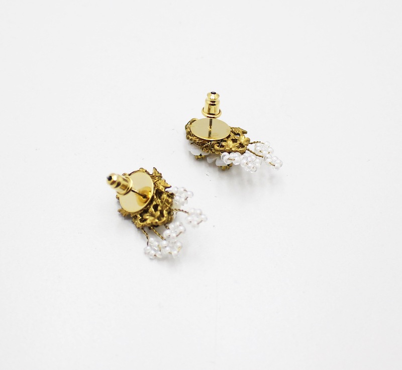 EDITA   <br/>エディータ <br/>ピアス