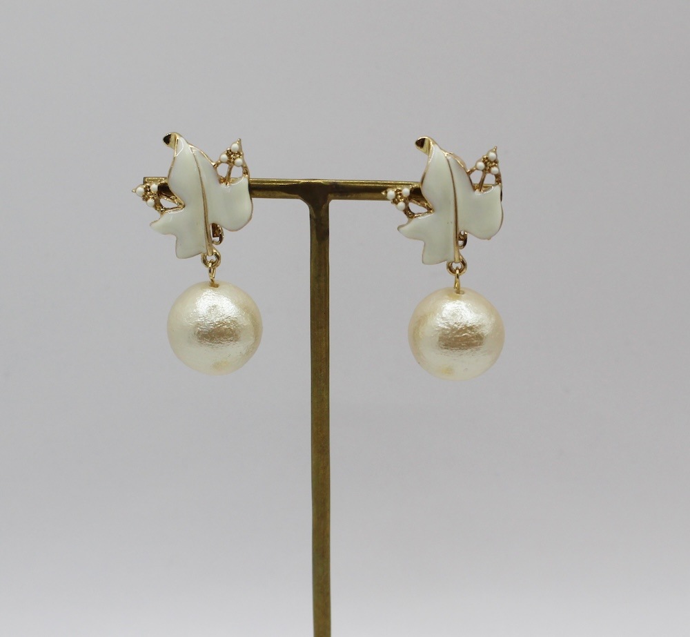 PAFFY pearl earring  OW（パフィパール）