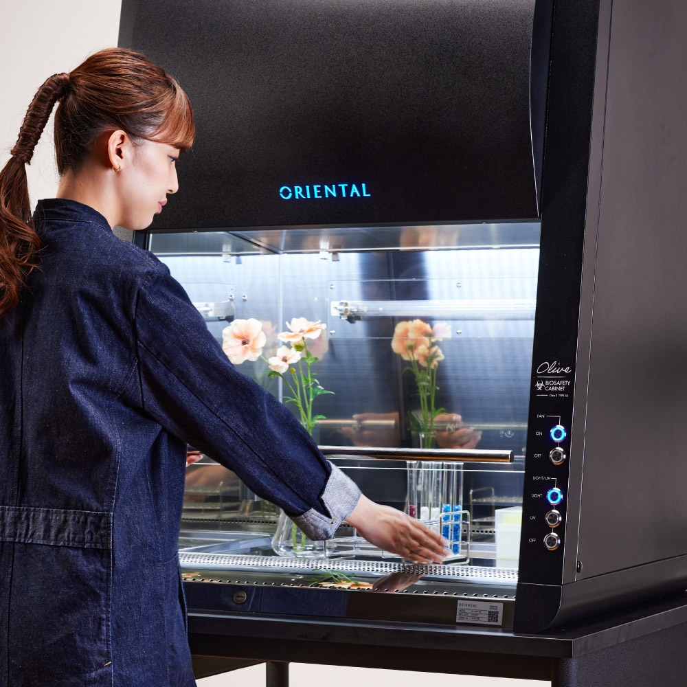 卓上安全キャビネット 