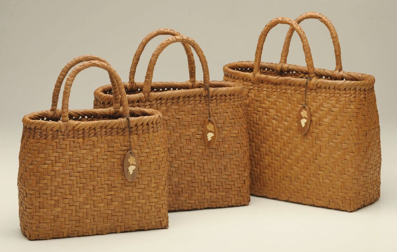 やまぶどう手提げバッグ　大　（57-106L）