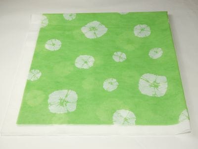 不織布製風呂敷　絞 グリーン