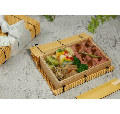 ローストビーフ寿し(パッケージ)(ﾌﾟﾗｽﾀﾞﾚ容器PSY-169Bふた付のみ)*中身･副資材は付いていません。