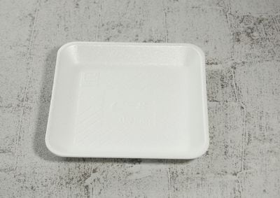 トレー C-8新 100枚パック 161×161×22mm PSP 多岐用途 精肉/鮮魚/惣菜