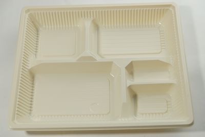 仕出し容器 Z-204 ふた付 50枚パック 265×216×33mm HIPS 仕切り豊富 弁当/会席