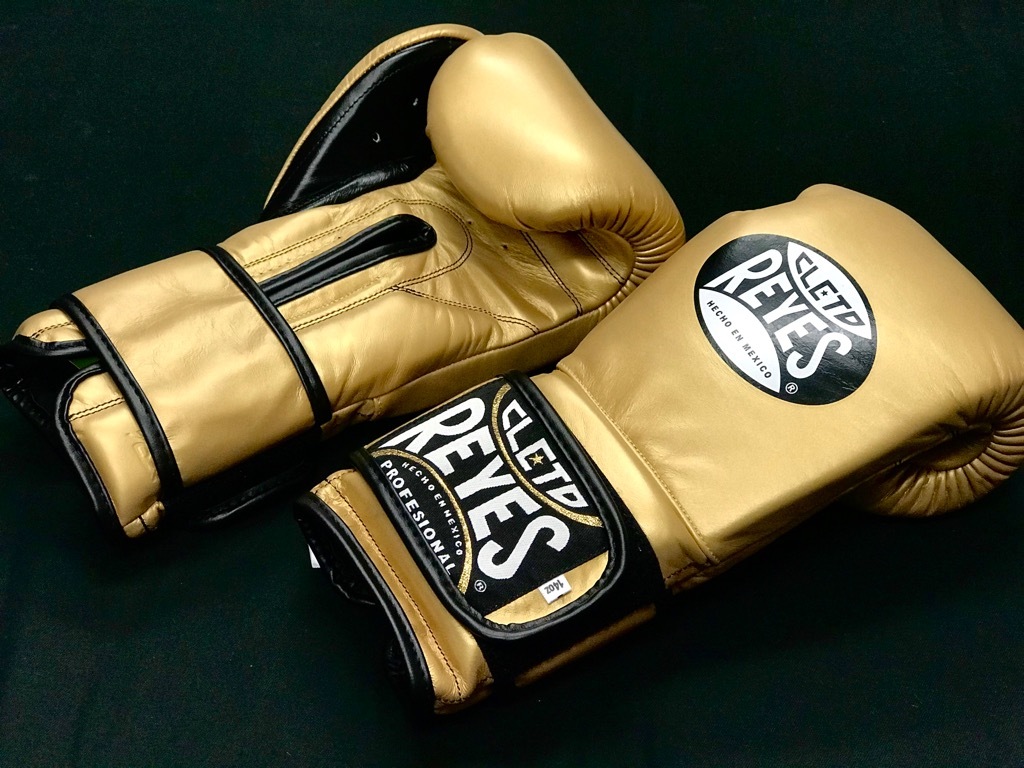 REYES　スパーリング・トレーニンググローブ/12,14,16oz/GOLD