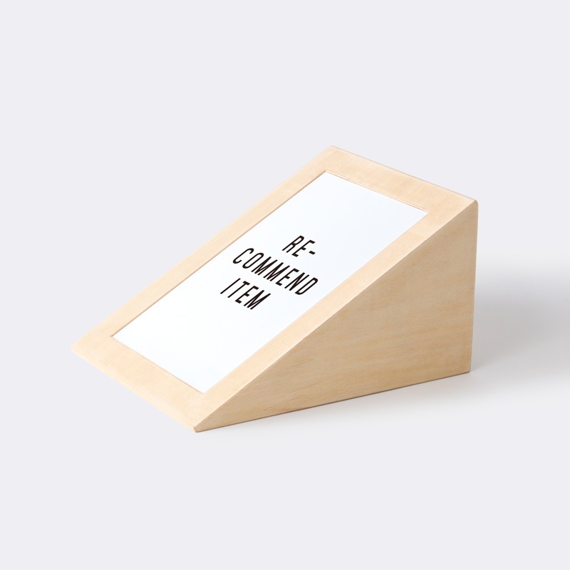 「RE-COMMEND ITEM」 木製 三角POP