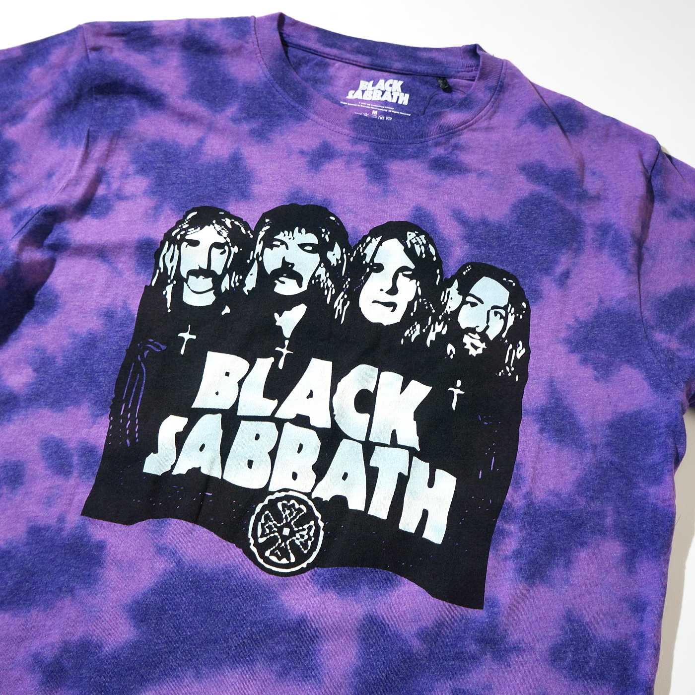 BLACK SABBATH T����� Band and Logo Dye-Wash-Purple