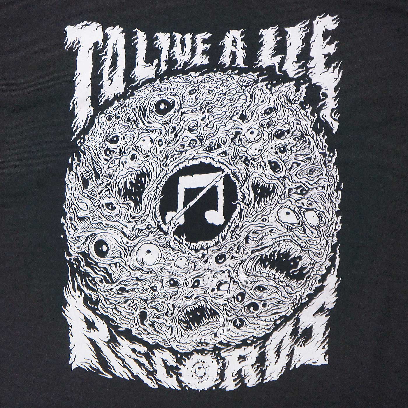 To Live A Lie Records ���� T����� House Show Massacre-Black