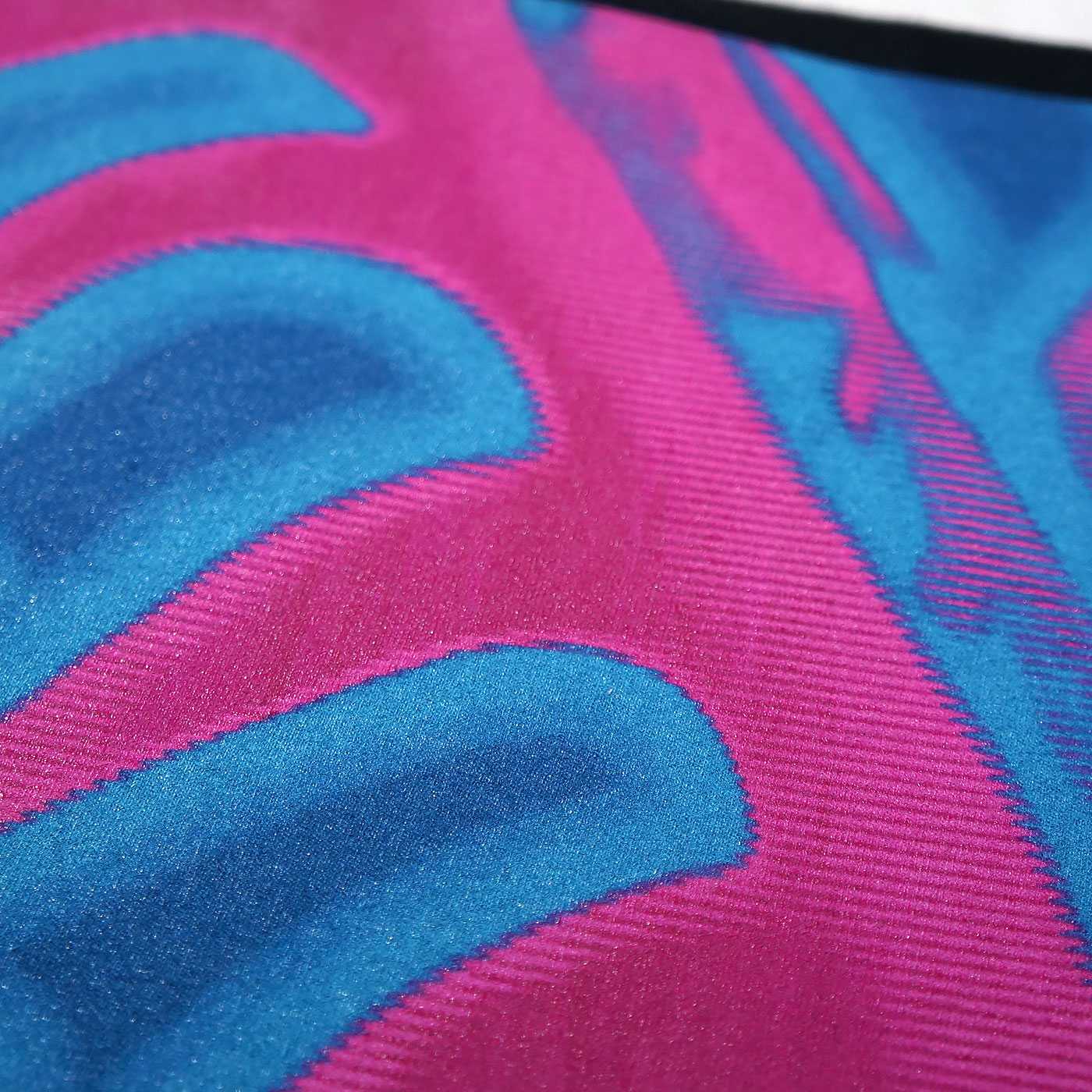 NINE INCH NAILS T����� Pretty Hate Machine(NEON)-Black