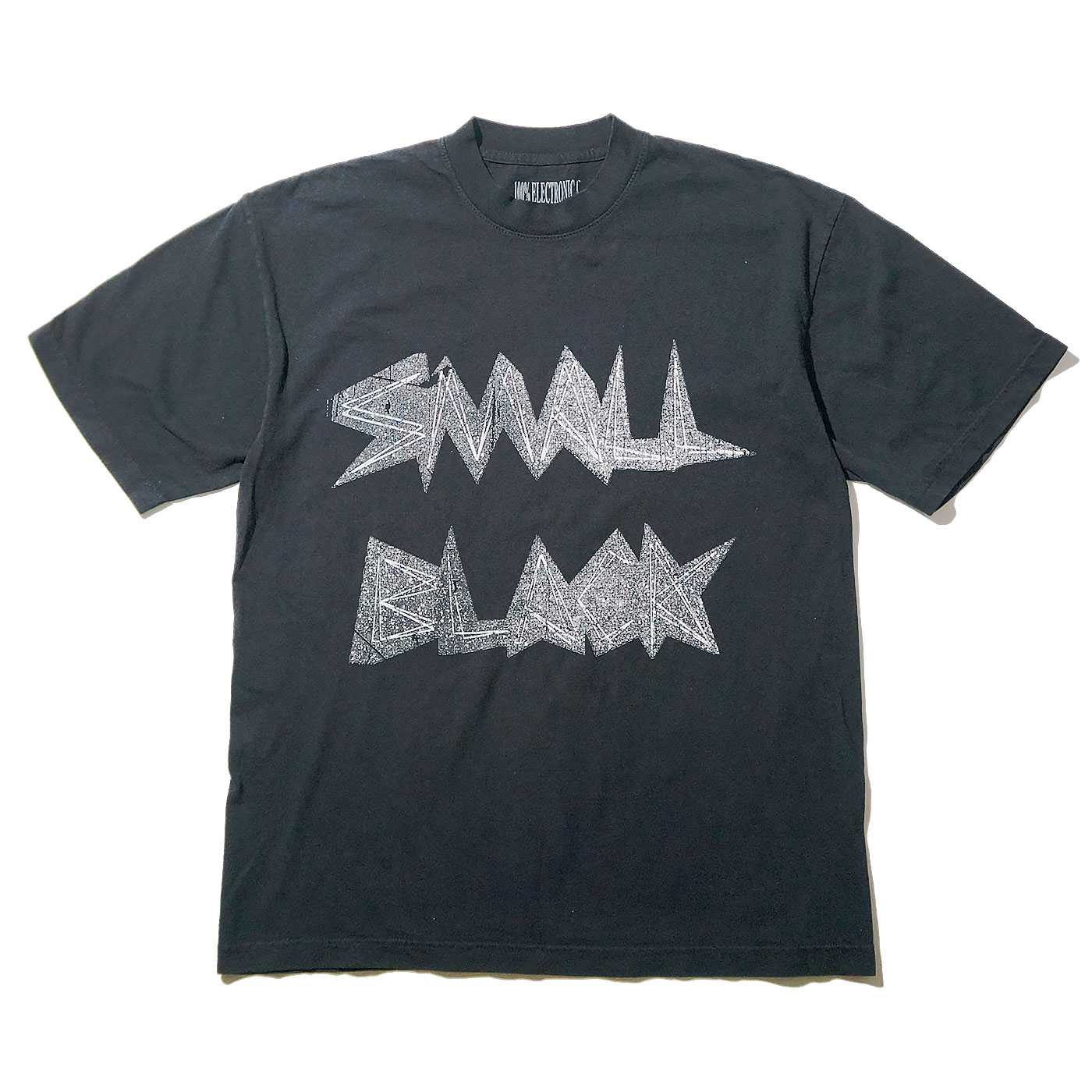 SMALL BLACK Tシャツ Distressed Logo-Black | OSOMALO バンドT