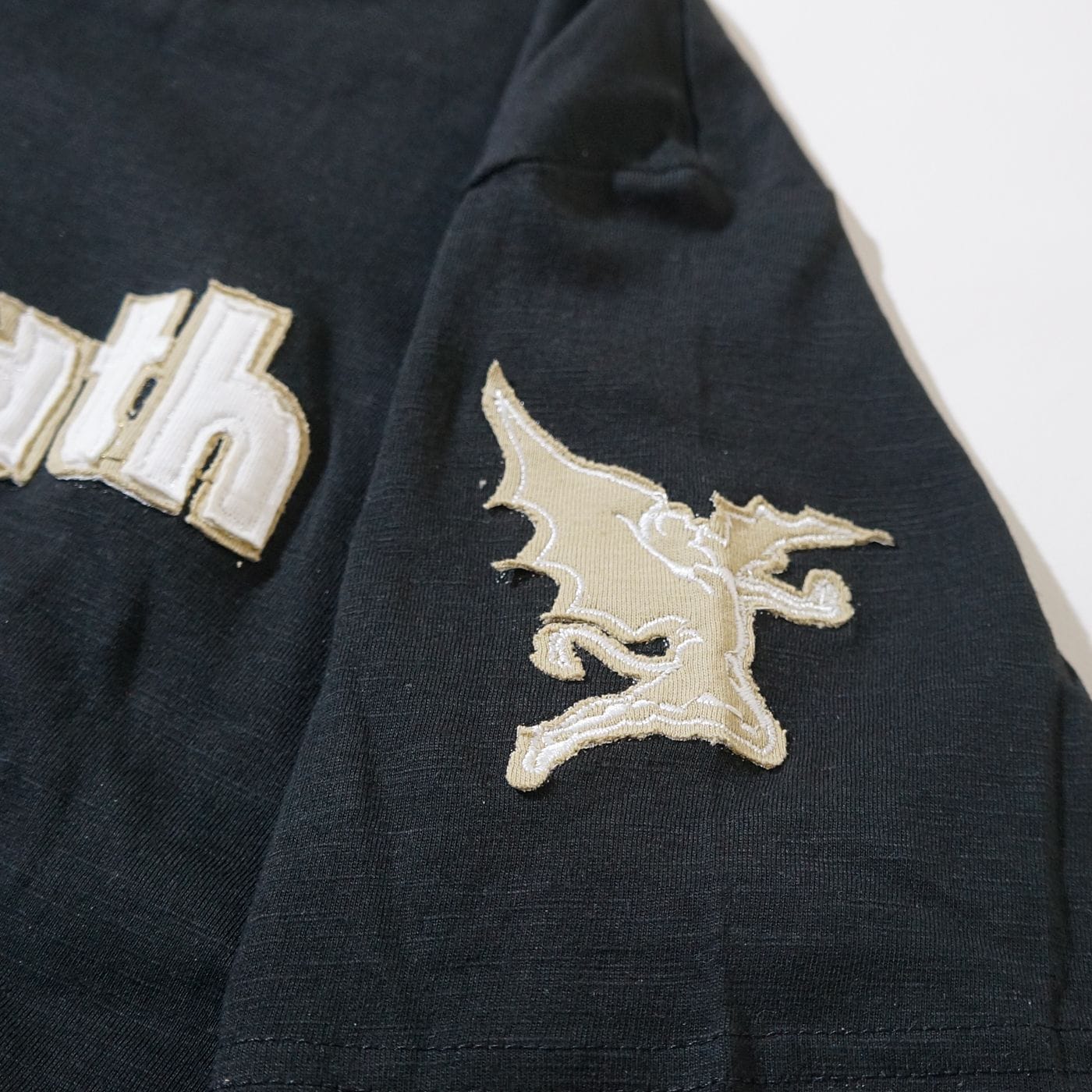 BLACK SABBATH T����� Logo & Daemon(App)-Black