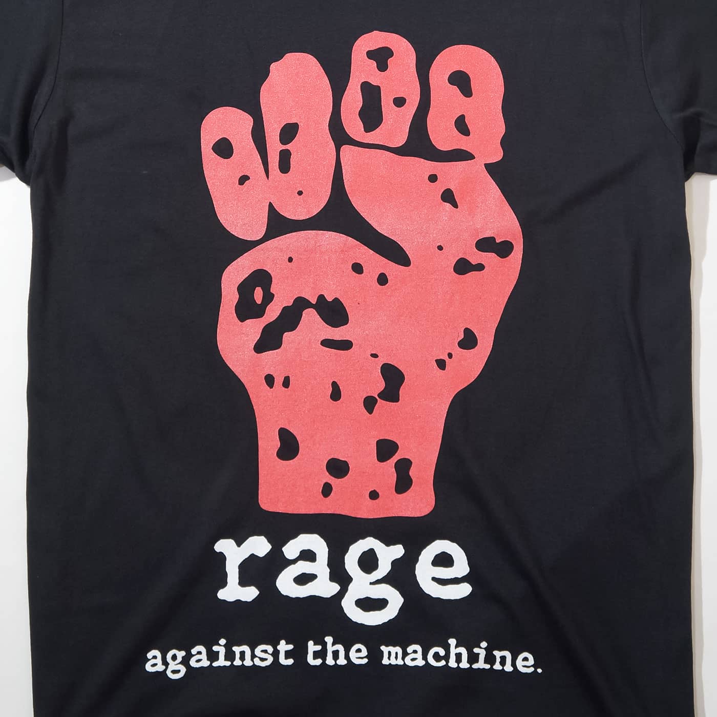 RAGE AGAINST THE MACHINE Tシャツ Red Fist-Black | OSOMALO バンドT