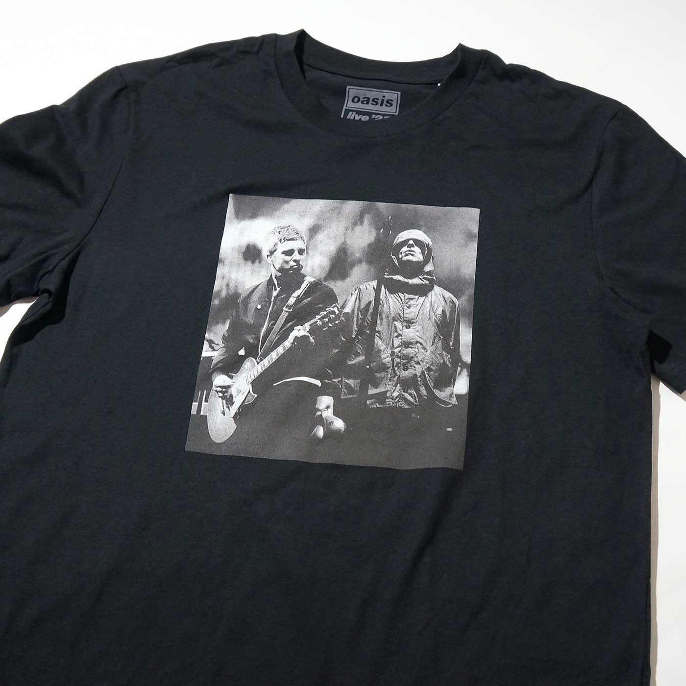 OASIS Tシャツ Live Photo(Ex-Tour)-Black | OSOMALO バンドTシャツの通販