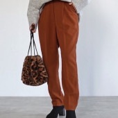 Egg silhouette pants