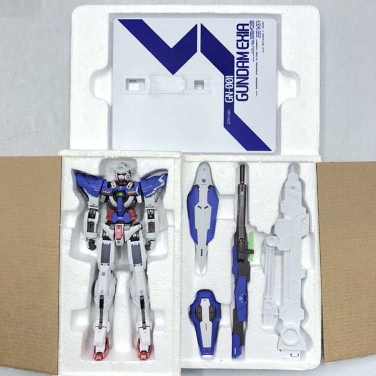 中古】バンダイ METAL BUILD ガンダムエクシア & エクシアリペア