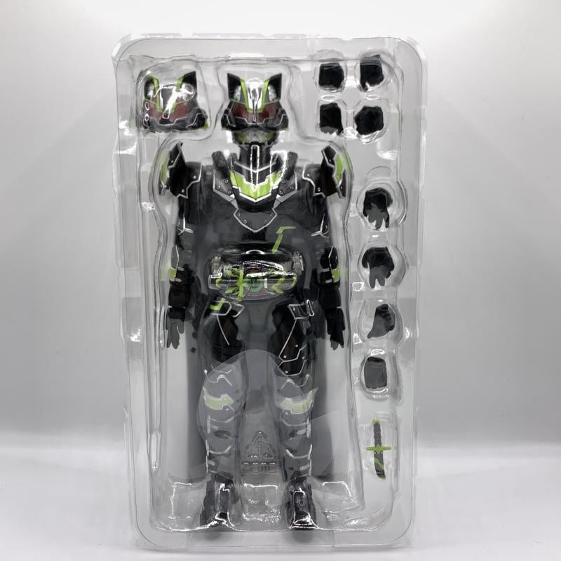 【中古/美品】s.h.figuarts仮面ライダータイクーン ブジンソード Amazon.co.jp: s h.figuarts 仮面ライダータイクーン