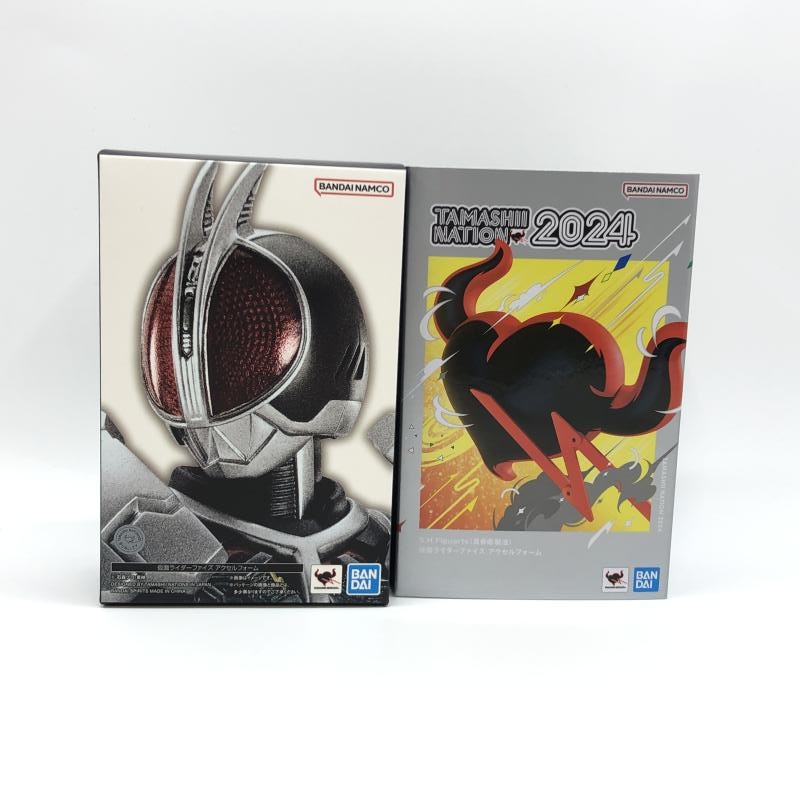 新品未開封》真骨彫製法 仮面ライダーファイズ アクセルフォーム