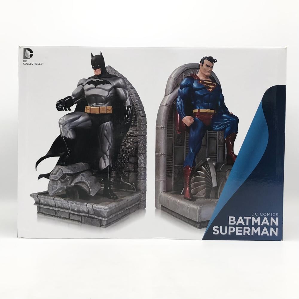 【中古】開封 DCコレクティブルズ バットマン ブラック＆ホワイト スタチュー グレッグ･カプロ 2nd エディション[17][240017702180] 中古】開封 DCコレクティブルズ バットマン ブラック＆ホワイト
