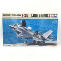 ����šێˎ������˥��ߥ� 1/48 ���å����� �ޡ����� F-35B �饤�ȥ˥�II 61125/�����꡼�� [4950344611256]��O�������