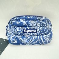 ����š�SUPREME 22AW Puffer Pouch Side Bag �֥롼�ڥ����꡼��O̾�Ų��ߤʤȡ�