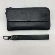 ����š�LOUIS VUITTON ����������� ���åԡ�������å� �֥�å� M69831��IC���å׳�ǧ�ѡ˥륤�����ȥ��O������