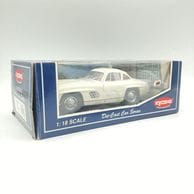 ����š�Ȣ����)���� 1/18 MercedesBenz 300SL �ۥ磻�ȡ�O�������