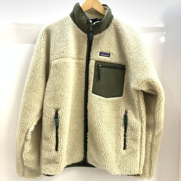 中古】Patagonia 26ss クラシックレトロXジャケット M クリーム×カーキ