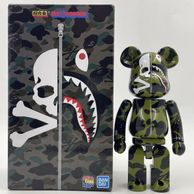 ����š�A BATHING APE ����)MEDICOM TOY BE��RBRICK Ķ��� MASTERMIND VS BAPE(R) ���꡼���O������