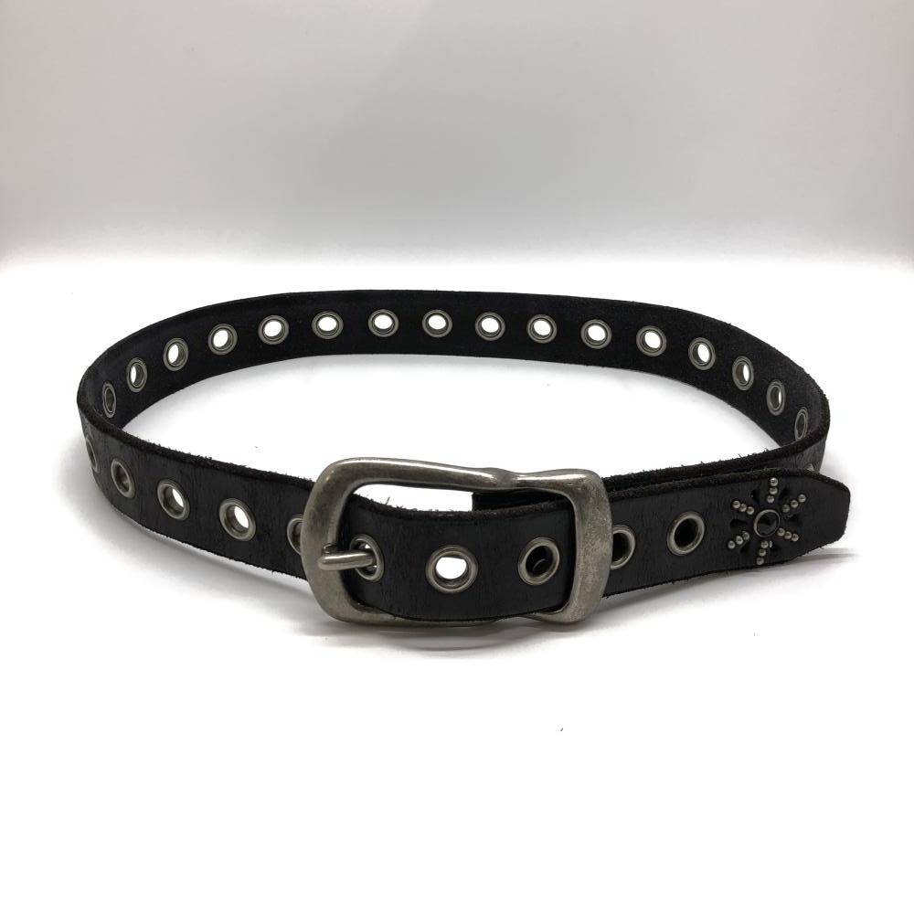 ROUGH AND RUGGED スタッズベルト ROUGH AND RUGGEDの スタッズベルト