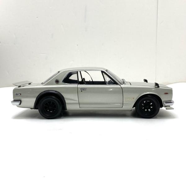 ����šۡڳ�����1/18 NISSAN SKYLINE 2000 GT-R (KPGC10) with F���ݥ��顼/RS�勵�ʥ�(Silver) [08128S]��O��ë��