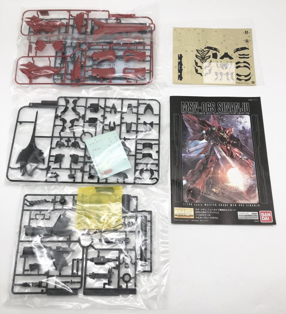 ����š�̤��Ω �Х���� ��ư��Υ������UC MG 1/100 ���ʥ󥸥��O˭��Ź��