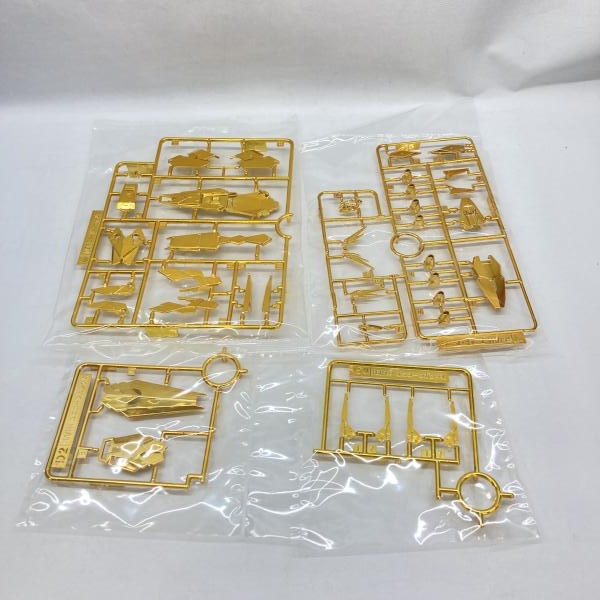 ����šێ��ގݎ��ގѡ˥Х���� 1/144 RG RX-0 ��˥����󥬥����3�浡 �ե��ͥ���(�ʥ�ƥ���Ver.) ������ ��ư��Υ������NT [4573102591302]��O�¾��