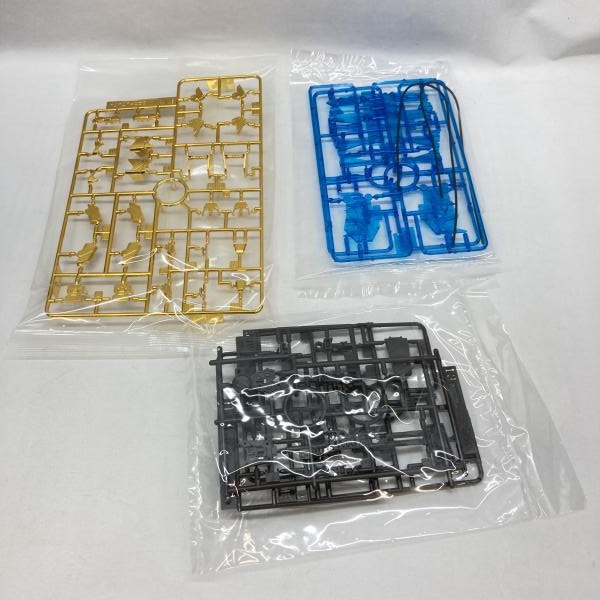 ����šێ��ގݎ��ގѡ˥Х���� 1/144 RG RX-0 ��˥����󥬥����3�浡 �ե��ͥ���(�ʥ�ƥ���Ver.) ������ ��ư��Υ������NT [4573102591302]��O�¾��