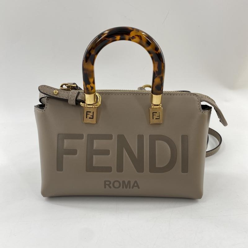 ����š�FENDI �Х��������� �ߥ� 8BS067 ABVL �����ե쥶�� �֥饦�� �ե���ǥ���OȾ�ġ�