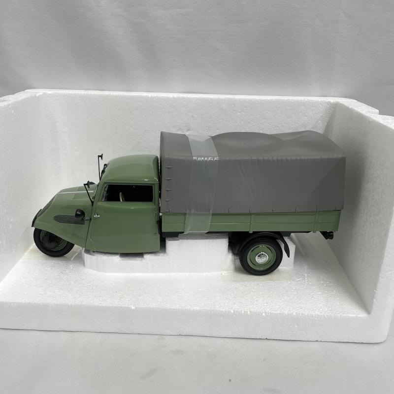 ����š۳���)1/18 TEMPO 3 RAD GREEN GREY 1952��O̾�Ų��ߤʤȡ�