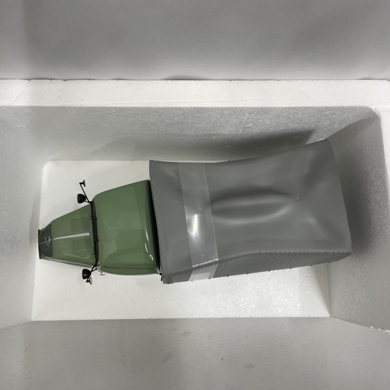 ����š۳���)1/18 TEMPO 3 RAD GREEN GREY 1952��O̾�Ų��ߤʤȡ�