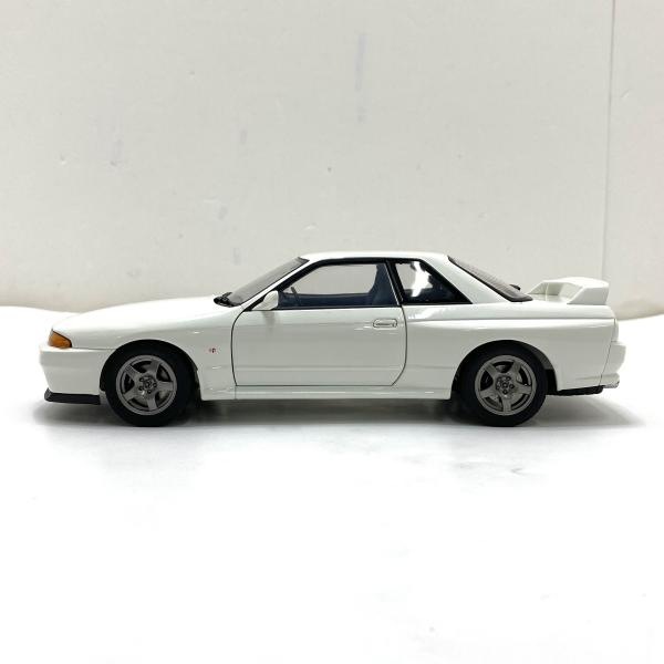����šۡڳ�����1/18 NISSAN SKYLINE GT-R R32 (���ꥹ����ۥ磻��) ��MILLENNIUM�� [77342]��O��ë��