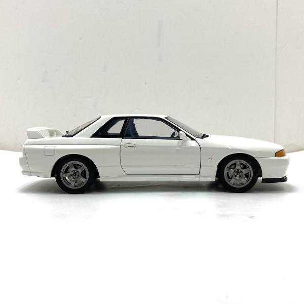 ����šۡڳ�����1/18 NISSAN SKYLINE GT-R R32 (���ꥹ����ۥ磻��) ��MILLENNIUM�� [77342]��O��ë��
