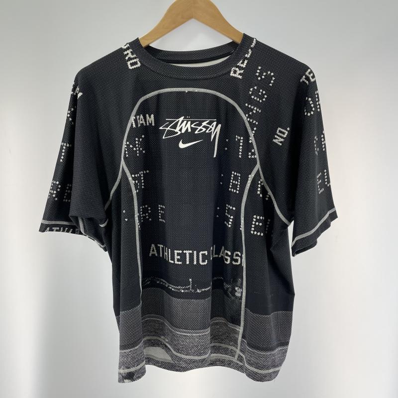 ����š�STUSSY��NIKE NRG UV TOP T����� ������M �֥�å� �ʥ��� ���ƥ塼���� NESSE342��O����Ź��