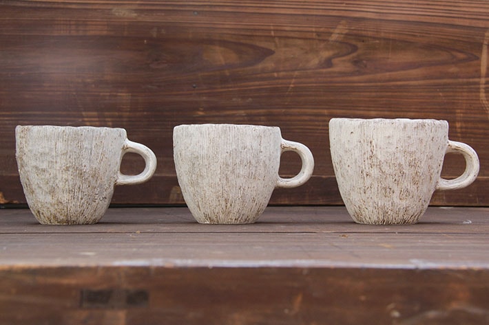 ミヤチヤスヨ 白いマグカップ すべての商品 とんぱhanare