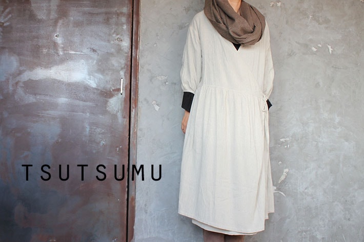 ［tsutsumu/つつむ］手織りオーガニックコットンのカシュクールワンピース