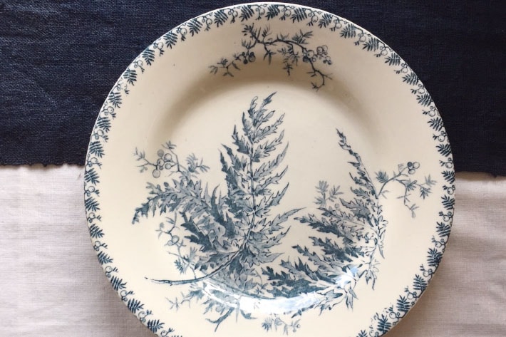 ［antiques］GIEN ジアンリーフ皿