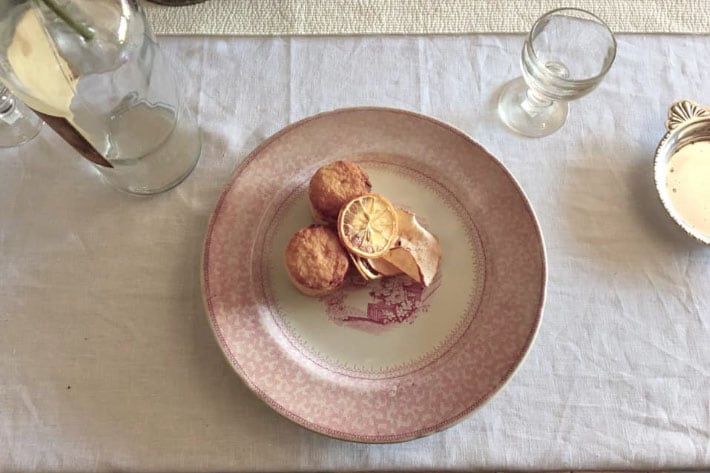 ［antiques］ Ironstone MARINO LIGHT RED PLATE
