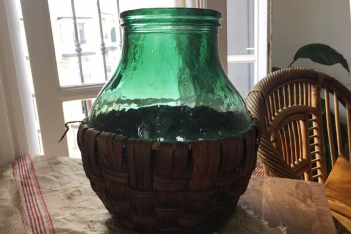 ［antiques］南仏 大きな緑色のガラスポット