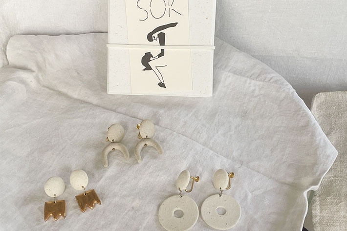 NEW!［ SOK ］装身具 イヤリング ピアス pray dangle