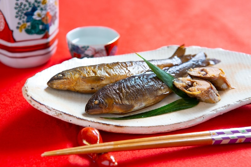 鮎 2匹　カニ2個  置物　セット 鮎 2匹 カニ2個 置物 セット（とろ箱松葉ガニセット 4人前
